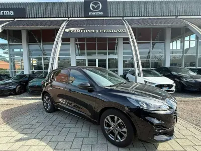Usata Ford Kuga ST-Line 120 CV (88 kW) 2022 Nero SUV