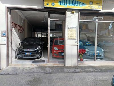 Usata Nissan Pixo Acenta 68 CV (50 kW) 2012 Blu Utilitaria