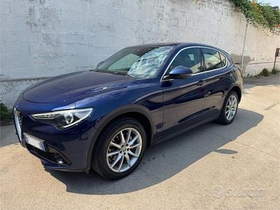 Usata Alfa Romeo Stelvio Executive 210 CV (154 kW) 2019 Blu SUV
