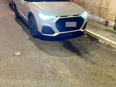 Usata Audi A1 116 CV (85 kW) 2024 Grigio SUV