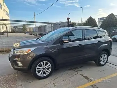 Begagnad Ford Kuga 120 HK (88 kW) 2017 SUV