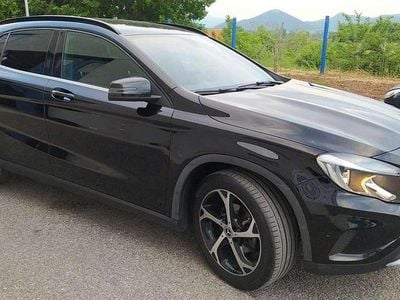 Usata Mercedes GLA200 Business 136 CV (100 kW) 2016 SUV