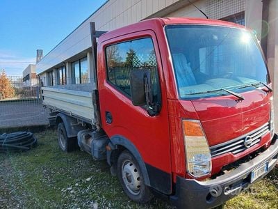 Usata Nissan Cabstar 2011 Rosso Pick-up