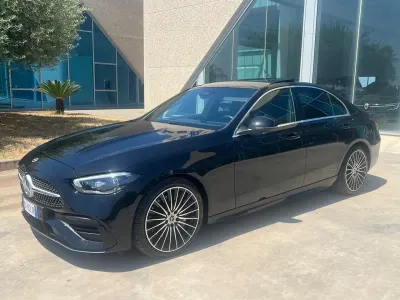 Usata Mercedes C220 AMG Line Premium Plus 199 CV (146 kW) 2025 Nero Berlina