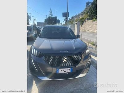 Usata Peugeot 2008 GT-line 131 CV (96 kW) 2020 Grigio SUV