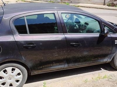 Usata Opel Corsa 2010 Nero Utilitaria