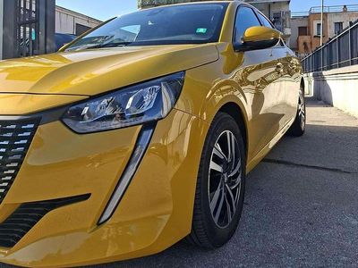 Usata Peugeot 208 Allure 101 CV (74 kW) 2021 Oro Utilitaria