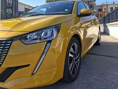 Oro Usata 2021 Peugeot 208 Allure Utilitaria | 11.900 € (Ottimo prezzo)