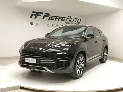 Usata BYD Seal U Boost 98 CV (72 kW) 2025 Delan black SUV