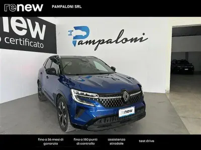 Usata Renault Austral Techno 200 CV (147 kW) 2023 Blu scuro SUV