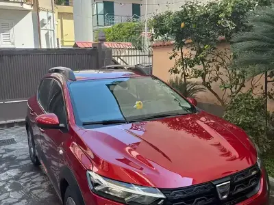 Usata Dacia Sandero 101 CV (74 kW) 2022 Rosso Berlina