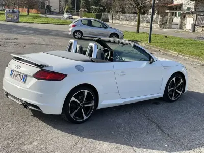 Usata Audi TT Roadster S-Line 184 CV (135 kW) 2017 Cabrio