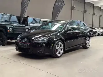 Usata VW Golf IV GTI 200 CV (147 kW) 2005 Nero metallizzato Utilitaria