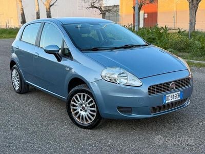 Usata Fiat Grande Punto 78 CV (57 kW) 2009 Blu Utilitaria