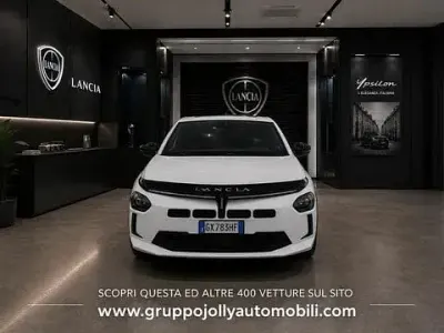 Usata Lancia Ypsilon 110 CV (80 kW) 2025 Bianco Utilitaria