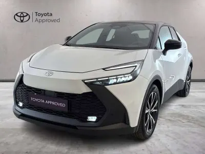 Usata Toyota C-HR Trend 98 CV (72 kW) 2024 Bianco SUV