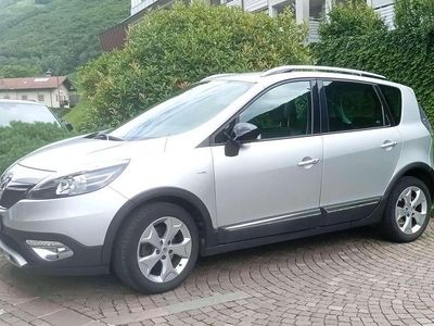 Usata Renault Scénic III 132 CV (97 kW) 2015 Argento Monovolume