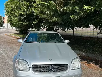 Usata Mercedes SLK200 192 CV (141 kW) 1998 Grigio Cabrio