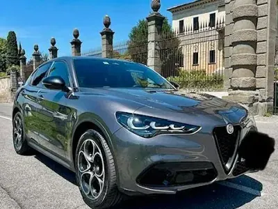 Usata Alfa Romeo Stelvio 160 CV (117 kW) 2025 Grigio SUV