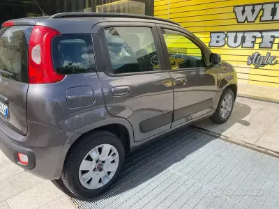 Usata Fiat Panda 69 CV (50 kW) 2018 Grigio Utilitaria