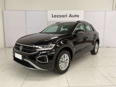 Usata VW T-Roc Life 150 CV (110 kW) 2024 Nero SUV