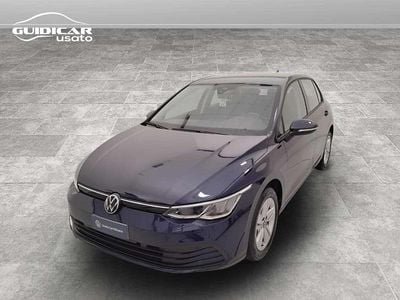 Blu/azzurro Usata 2024 VW Golf VIII Life Berlina | 23.900 € (Buon prezzo)