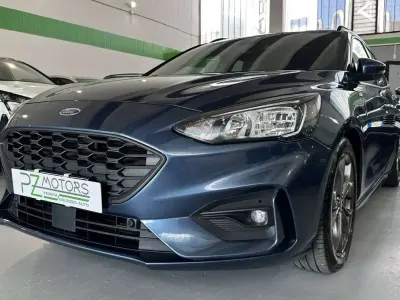 Usata Ford Focus ST-Line 120 CV (88 kW) 2021 Blu/azzurro Station wagon