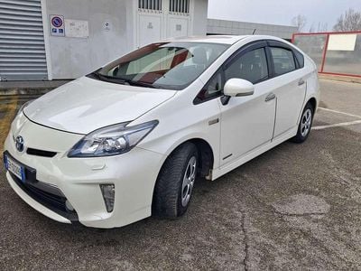 Usata Toyota Prius 99 CV (72 kW) 2013 Bianco Berlina