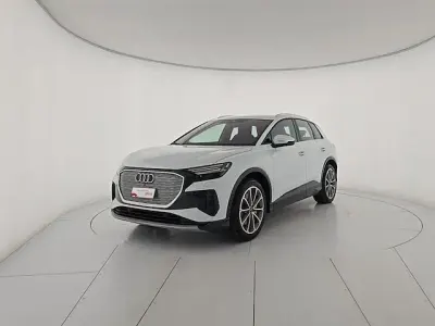 Occasion Audi Q4 e-tron Advanced 210 kW (286 ch) 2024 Blanc SUV