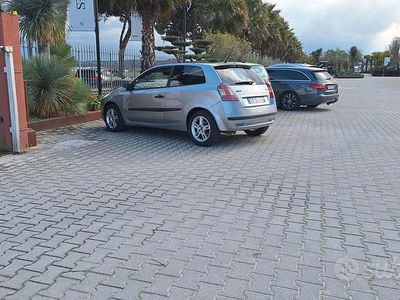 Usata Fiat Stilo Active 120 CV (88 kW) 2005 Grigio Berlina