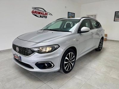 Usata Fiat Tipo Lounge 120 CV (88 kW) 2021 Grigio Berlina
