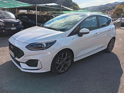 Begagnad Ford Fiesta ST-Line X 125 HK (91 kW) 2022 Vit Halvkombi