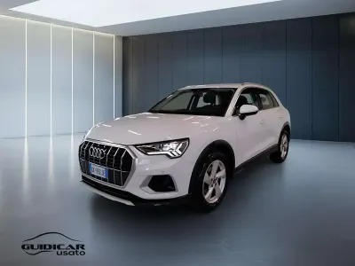 Usata Audi Q3 Advanced 150 CV (110 kW) 2023 Bianco SUV