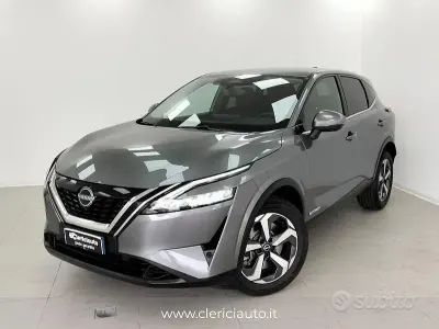 Używany Nissan Qashqai N-Connecta 158 KM (116 kW) 2023 Szary SUV