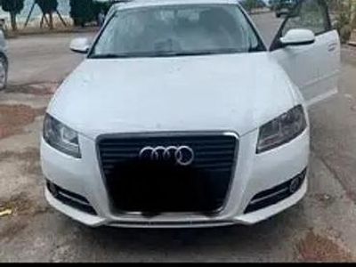 Usata Audi A3 Sportback Young 90 CV (66 kW) 2011 Bianco Utilitaria