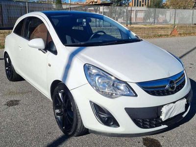 usata Opel Corsa Corsa3p 1.3 cdti Sport 95cv - Bicolor