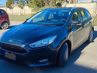Begagnad Ford Focus 120 HK (88 kW) 2018 Grå Kombi