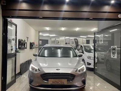 Usata Ford Focus Business Edition 120 CV (88 kW) 2020 Argento Station wagon