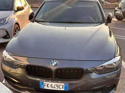 Usata BMW 318 150 CV (110 kW) 2017 Grigio Station wagon