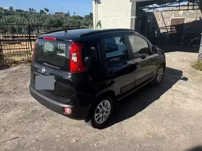 Usata Fiat Panda 95 CV (69 kW) 2016 Nero Utilitaria