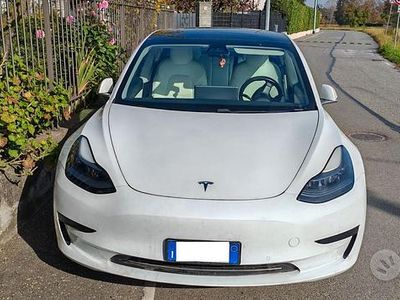 Usata Tesla Model 3 Standard Range Plus 235 kW (320 CV) 2020 Bianco Berlina