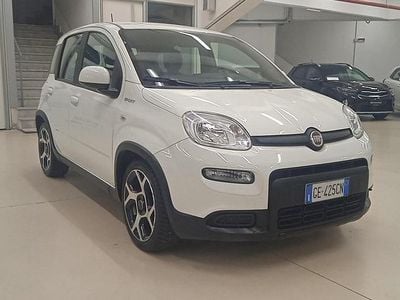 Usata Fiat Panda Sport 69 CV (50 kW) 2021 Bianco Utilitaria