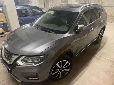 Używany Nissan X-Trail Tekna 177 KM (130 kW) 2018 Szary SUV