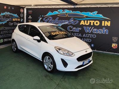 Usata Ford Fiesta Vignale 85 CV (62 kW) 2018 Bianco Utilitaria