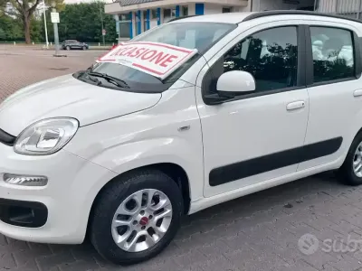 Usata Fiat Panda Lounge 69 CV (50 kW) 2019 Bianco Utilitaria