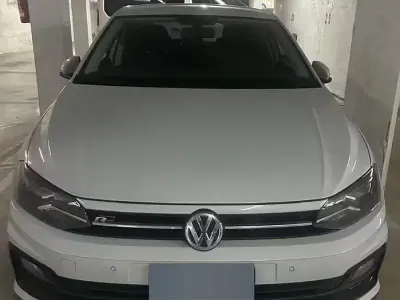 Usata VW Polo R-line 95 CV (69 kW) 2021 Bianco Utilitaria