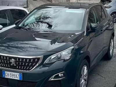 Usata Peugeot 3008 130 CV (95 kW) 2018 Grigio SUV