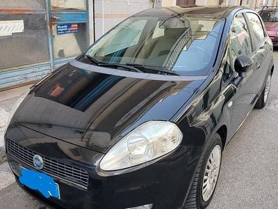 Usata Fiat Grande Punto 75 CV (55 kW) 2006 Nero Utilitaria