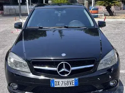 Usata Mercedes C220 Avantgarde 170 CV (125 kW) 2009 Berlina