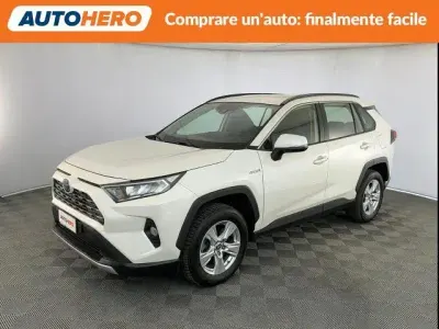 Usata Toyota RAV4 Hybrid Active 222 CV (163 kW) 2021 Bianco SUV